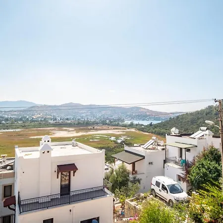 Impressive House Near Paradise Bay In Bodrum アパート ゴルトゥルブク